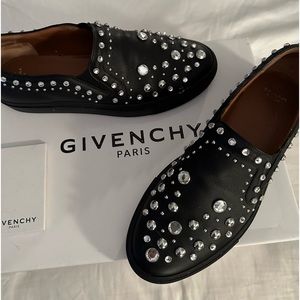 GIVENCHY CRYSTAL SLIP ON SNEAKER 37